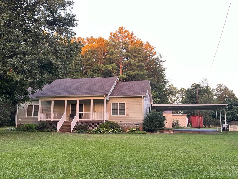 Property image 3 at 115 Holiday Drive, Salisbury, NC 28146