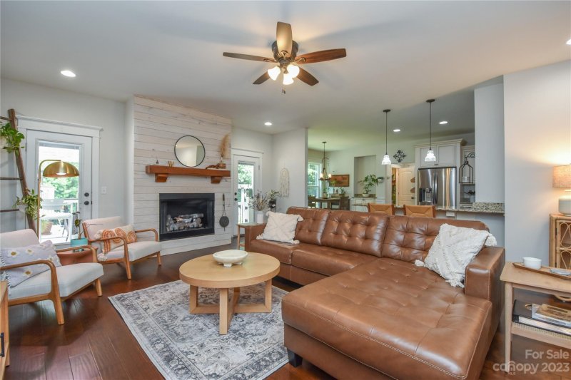 Property image 5 at 5252 Ridge Lane Circle, Sherrills Ford, NC 28673