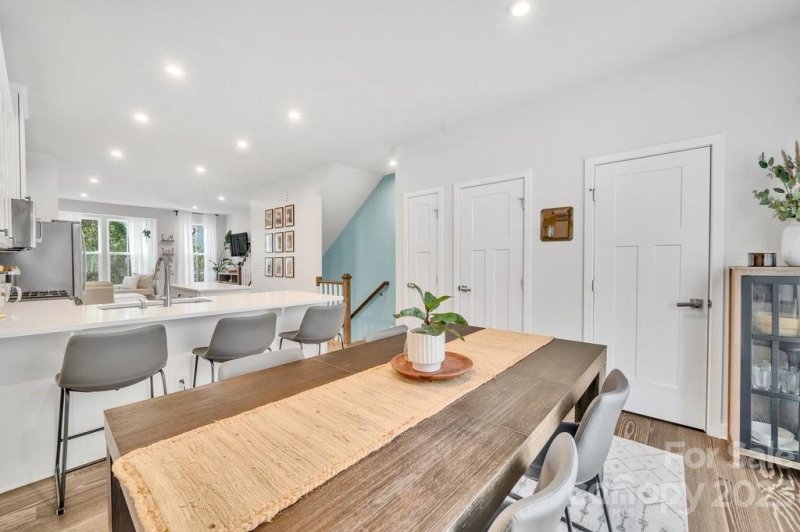 Property image 3 at 717 Magnolia Mill Lane, Charlotte, NC 28206