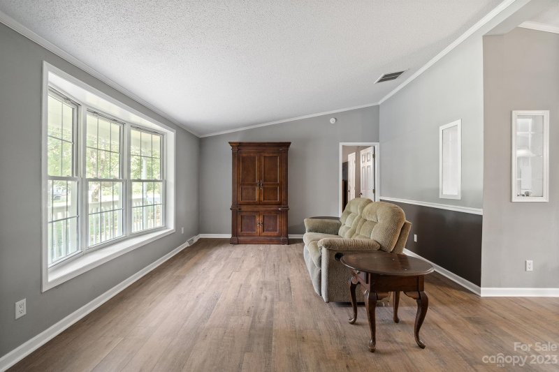 Property image 2 at 181 Hickory Creek Drive, Gastonia, NC 28052