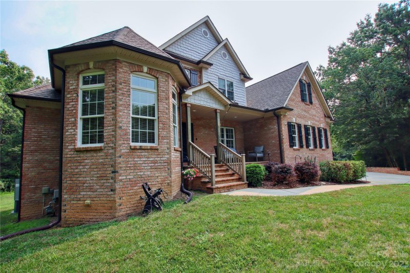 Property image 3 at 9411 Thousand Oaks Court, Mint Hill, NC 28227