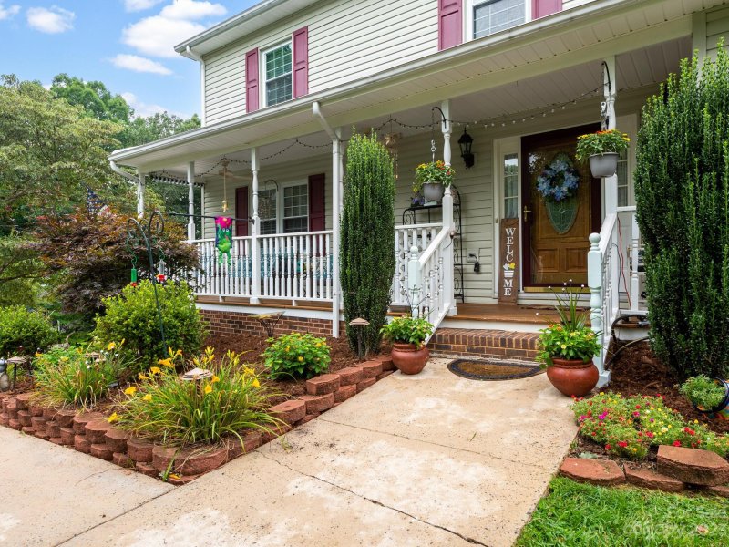 Property image 3 at 113 Apple Blossom Drive, Morganton, NC 28655