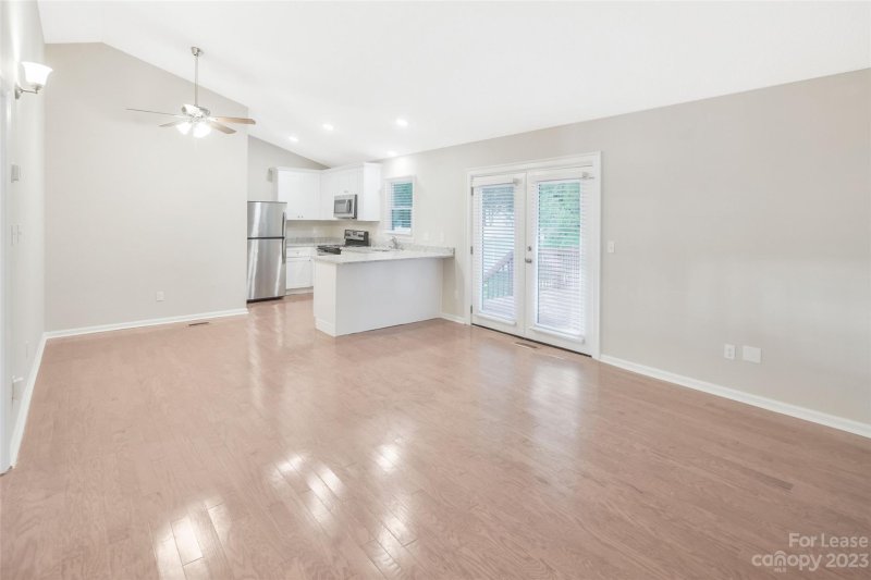 Property image 4 at 1607 Teddington Drive, Charlotte, NC 28214