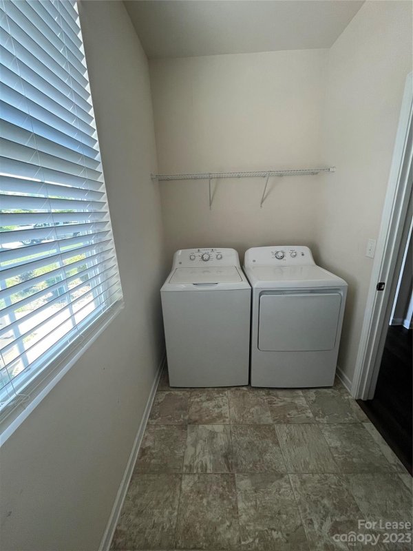 Property image 4 at 7625 Meridale Forest Drive, Charlotte, NC 28269