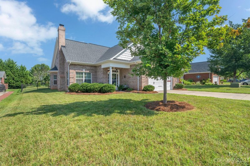 Property image 2 at 4403 Zee Court, Monroe, NC 28110