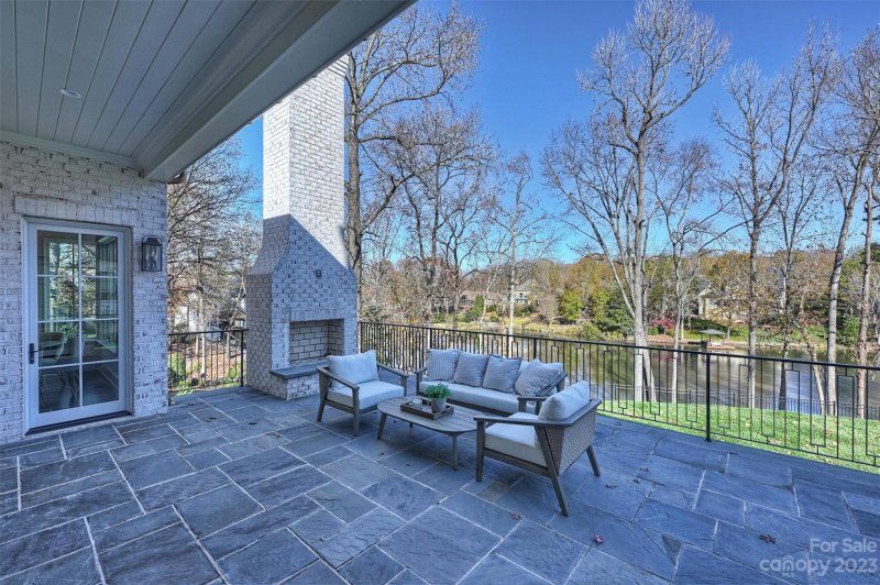 Property image 2 at 5329 Colony Road, Charlotte, NC 28226