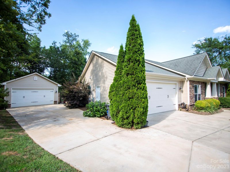 Property image 3 at 2134 London Lane, Belmont, NC 28012