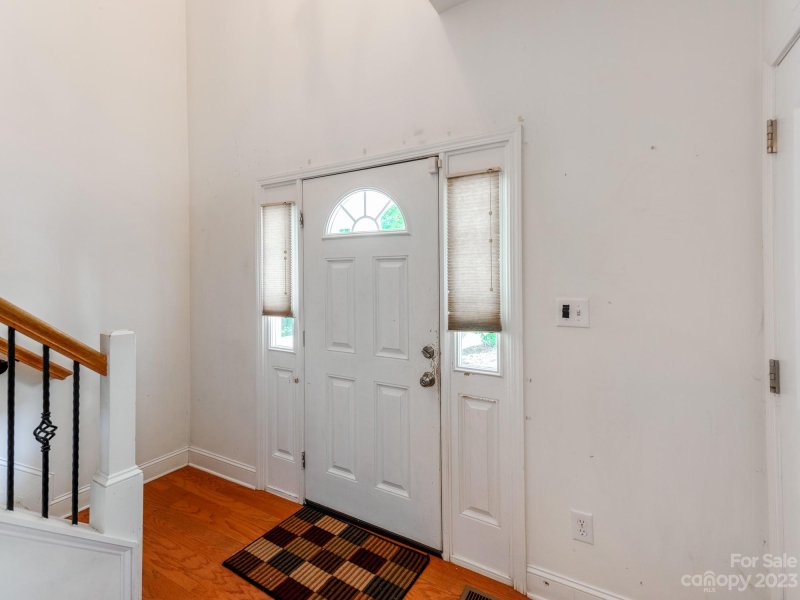 Property image 5 at 800 17th Avenue Drive, Hickory, NC 28602