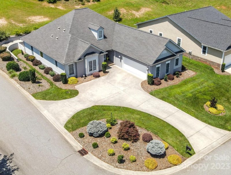 Property image 3 at 201 Henrys Glen Drive, Morganton, NC 28655