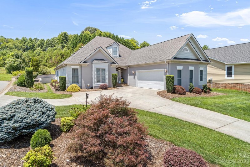 Property image 5 at 201 Henrys Glen Drive, Morganton, NC 28655