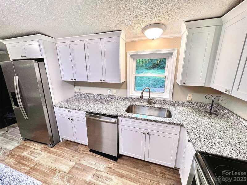 Property image 4 at 174 Crystal Bay Drive, Mooresville, NC 28115