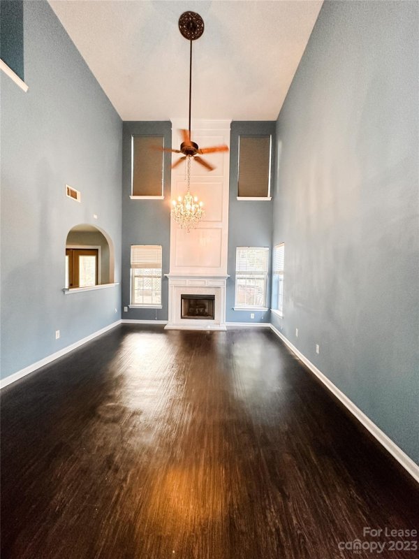 Property image 3 at 4717 Morrowood Lane, Charlotte, NC 28216