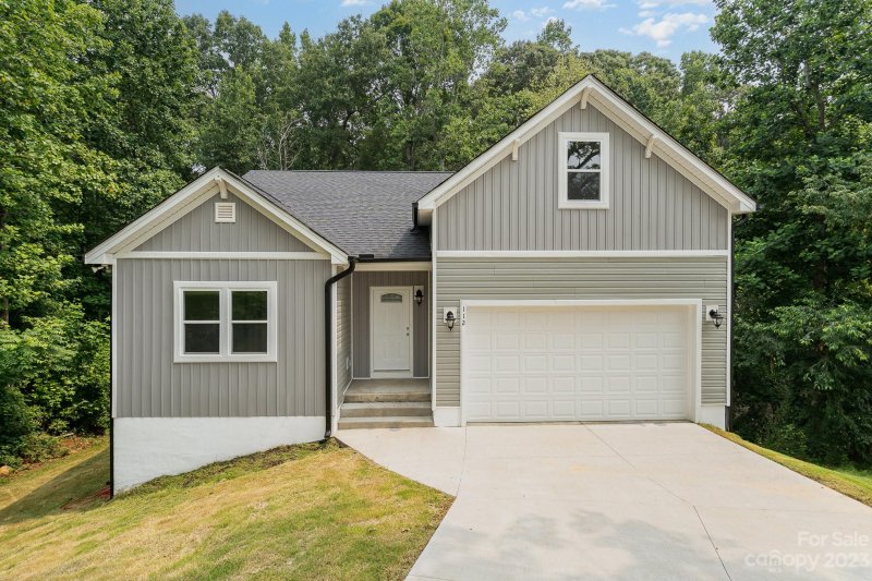 Property image 2 at 112 Pinebluff Court, Mount Holly, NC 28120