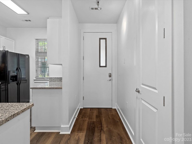 Property image 3 at 1101 W 1st Street, Charlotte, NC 28202