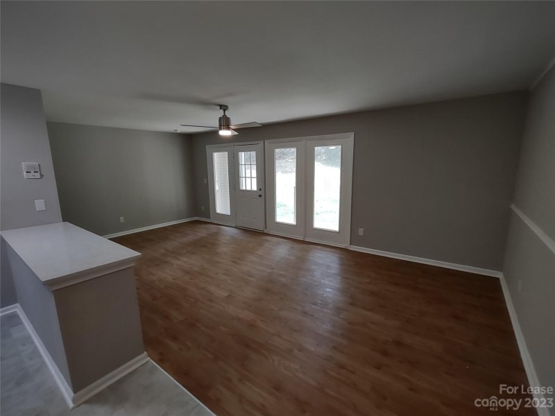 Property image 2 at 6106 Meadow Rose Lane, Charlotte, NC 28215