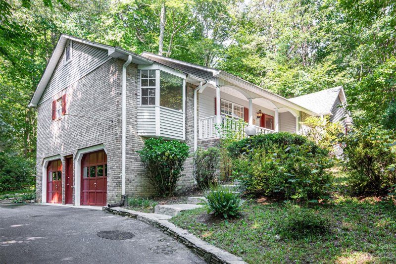 Property image 4 at 509 Maren Court, Hendersonville, NC 28739