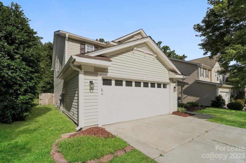 Property image 3 at 2505 Harwood Hills Lane, Charlotte, NC 28214