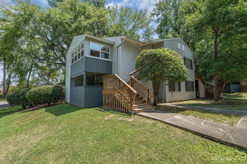 Property image 2 at 1671 Hunters Trail, Rock Hill, SC 29732