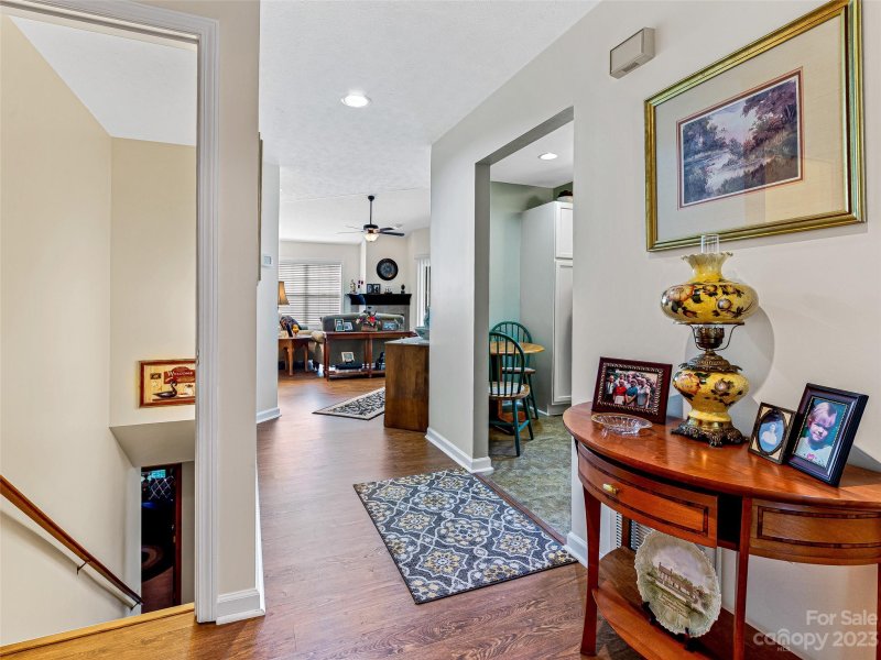 Property image 4 at 651 East Park Place, Hendersonville, NC 28791