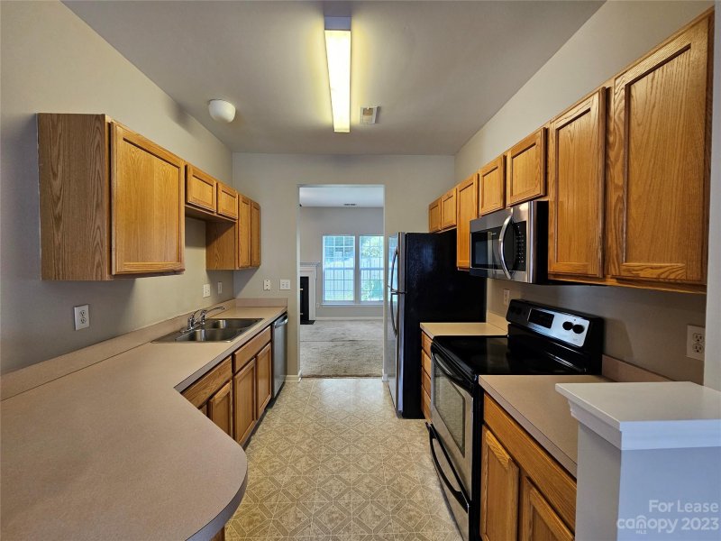 Property image 3 at 4000 Waterside Lane, Cramerton, NC 28032