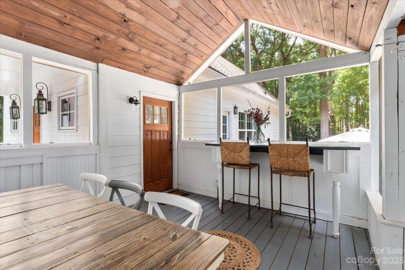 Property image 3 at 10534 Parlor Road, Charlotte, NC 28277