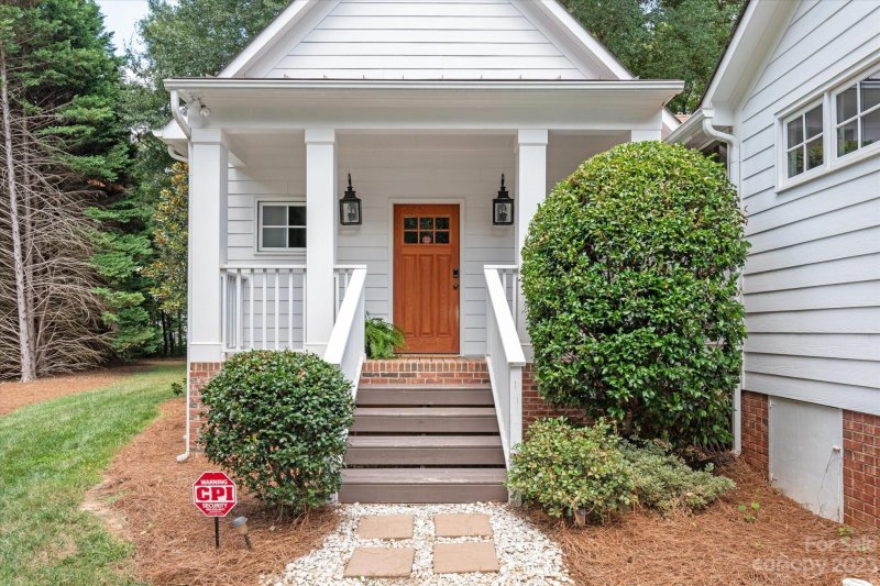 Property image 4 at 10534 Parlor Road, Charlotte, NC 28277