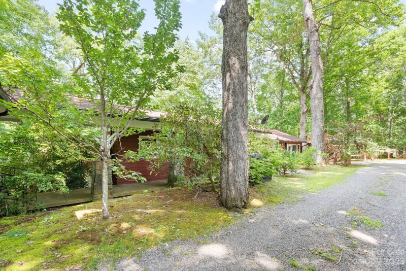 Property image 5 at 122 Laurel Loop, Maggie Valley, NC 28751