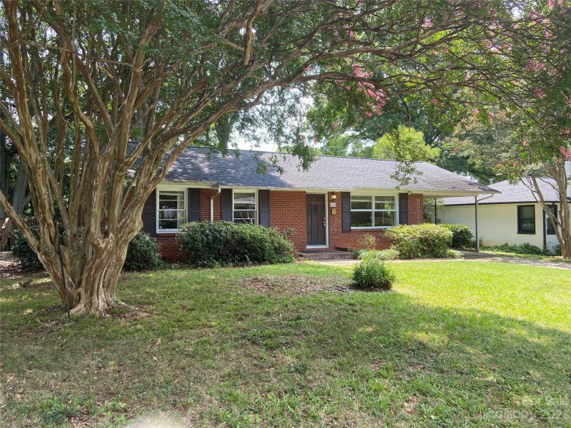 Property image 3 at 3410 Hayes Court, Charlotte, NC 28205