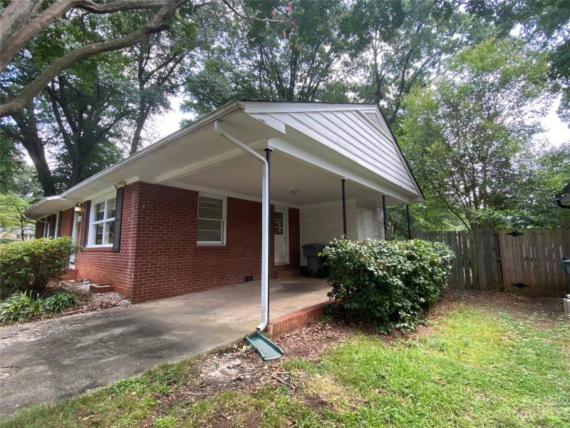 Property image 5 at 3410 Hayes Court, Charlotte, NC 28205