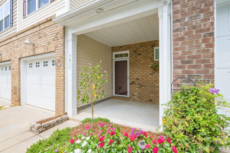Property image 2 at 7011 Woodsbay Lane, Rock Hill, SC 29732