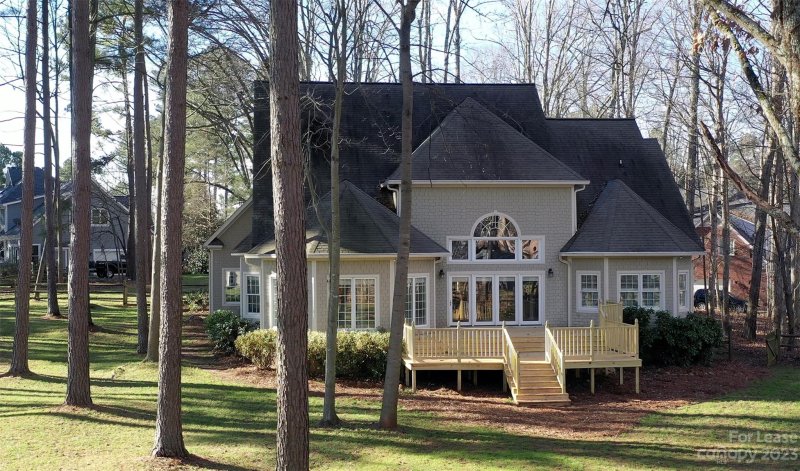 Property image 2 at 132 High Sail Court, Mooresville, NC 28117