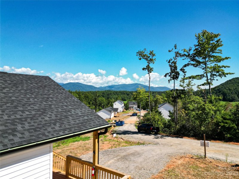 Property image 2 at 401 S Vineyard Village Drive, Old Fort, NC 28762