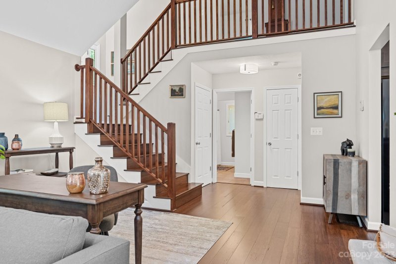 Property image 4 at 8 Sheppard Drive, Asheville, NC 28806