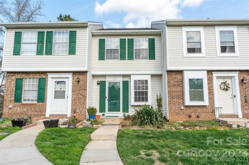128 Water Oak Drive