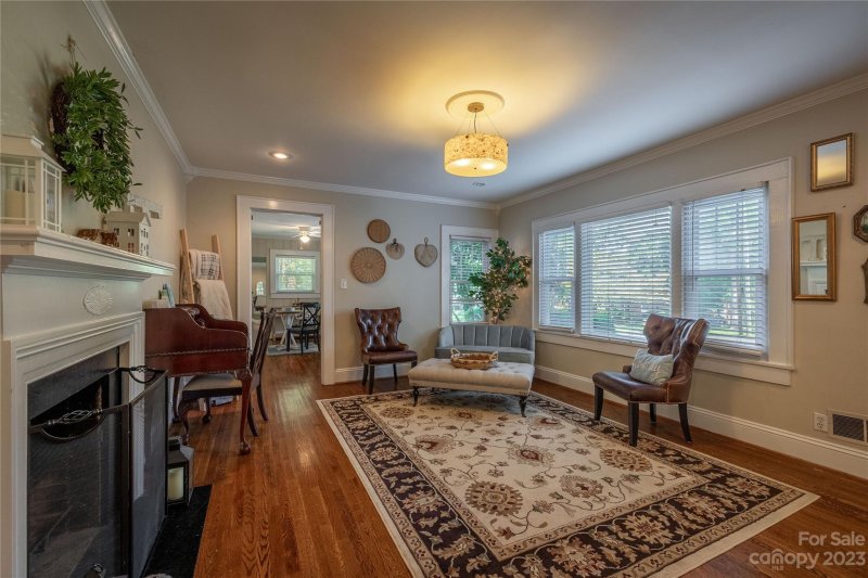 Property image 4 at 831 4th Avenue, Hickory, NC 28601