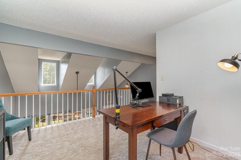 Property image 3 at 9815 Veronica Drive, Charlotte, NC 28215