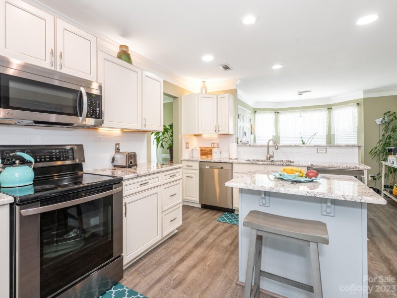 Property image 3 at 3617 Luton Court, Charlotte, NC 28262