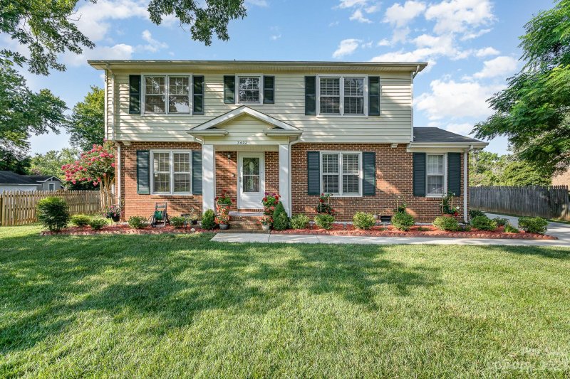 7422 Hillbourn Drive