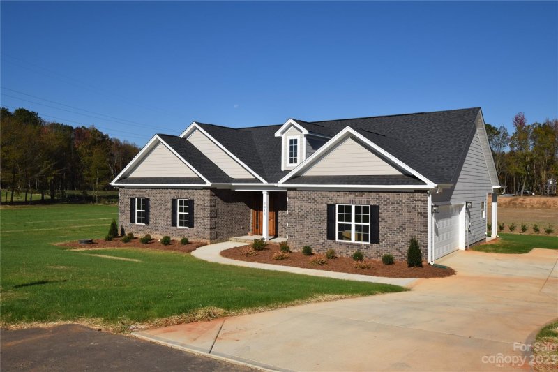 Property image 3 at 3013 Isle Lane, Monroe, NC 28112