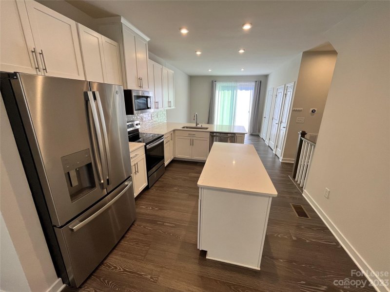 Property image 5 at 654 Uwharrie River Road, Charlotte, NC 28211