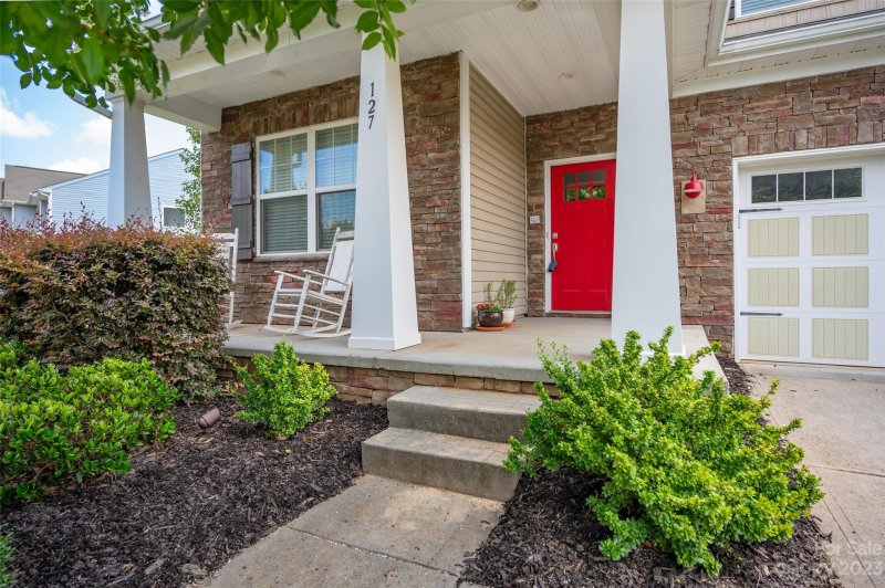 Property image 4 at 127 Rougemont Lane, Mooresville, NC 28115