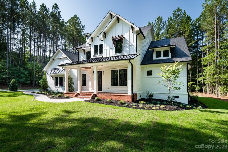 Property image 2 at 116 Silver Falls Drive, Troutman, NC 28166