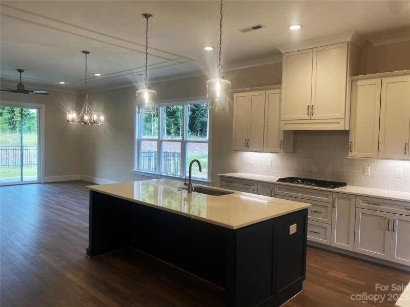 Property image 4 at 3010 Alveston Drive, Concord, NC 28027