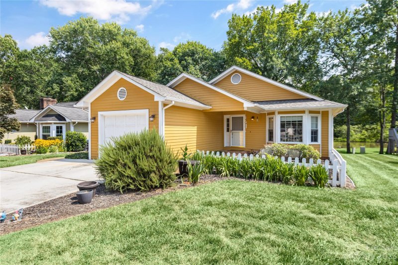351 Mulberry Village Lane
