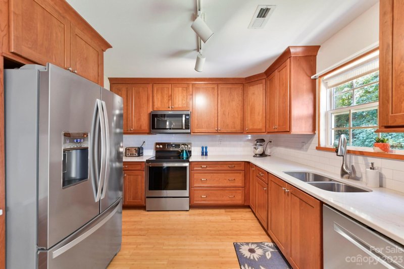 Property image 5 at 13508 Trickling Water Court, Charlotte, NC 28273