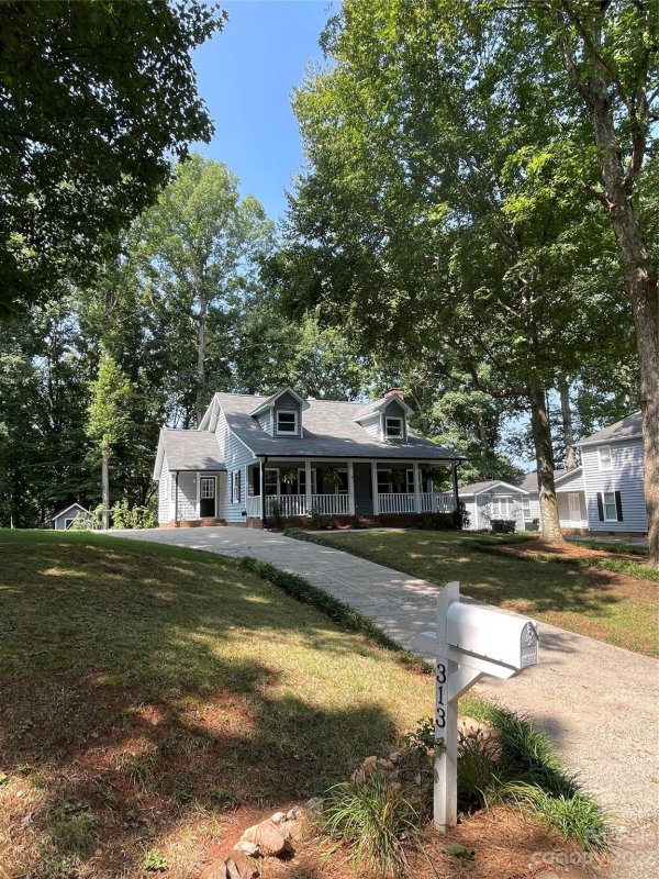 Property image 4 at 313 Treeline Drive, Belmont, NC 28012