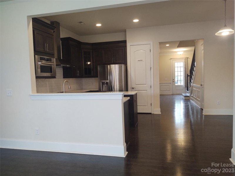 Property image 4 at 10707 Campbell Commons Way, Charlotte, NC 28277