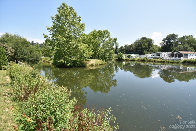 Property image 3 at 309 Mallard Loop, Waynesville, NC 28785