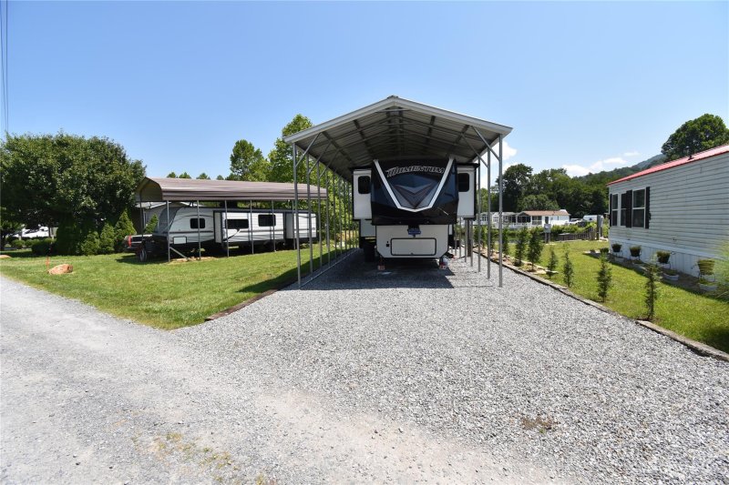 Property image 4 at 309 Mallard Loop, Waynesville, NC 28785