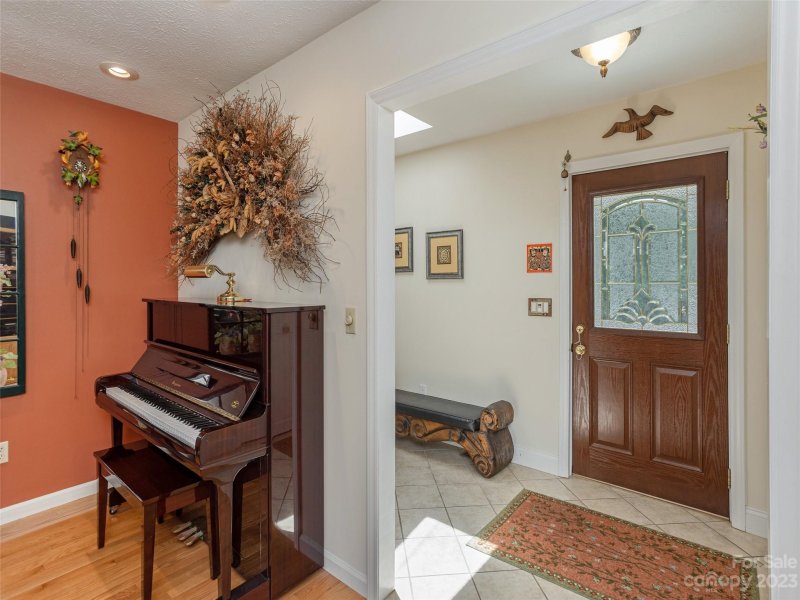 Property image 4 at 31 Jp Huggins Drive, Hendersonville, NC 28791